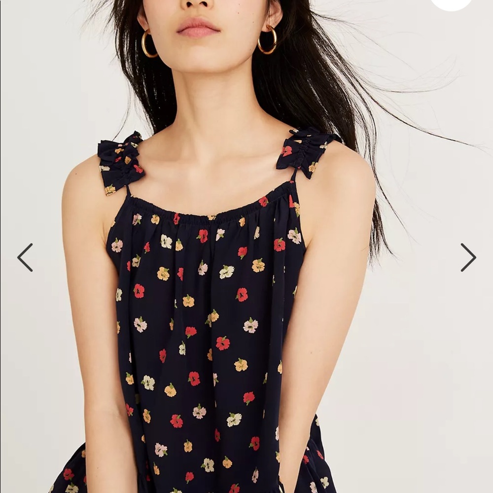 Madewell 100% silk navy floral top blouse